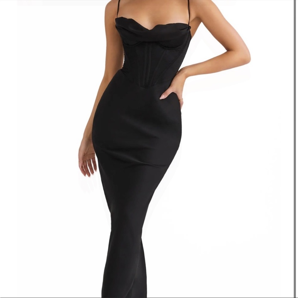 HOUSE OF CB 'Charmaine' Black Corset Maxi Dress NWOT - Picture 9 of 17